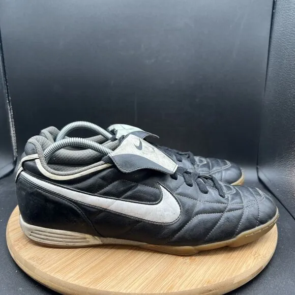 Nike Men’s Size 11.5 Tiempo Natural IC Indoor Soccer Shoes Leather 310061-011