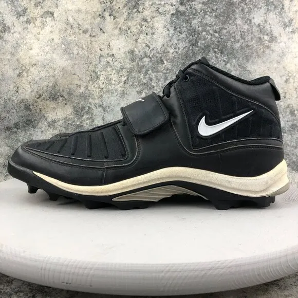 Nike Men's VTG Size 15 Football Black Closed Toe Lace-Up Sneakers 821030-011
