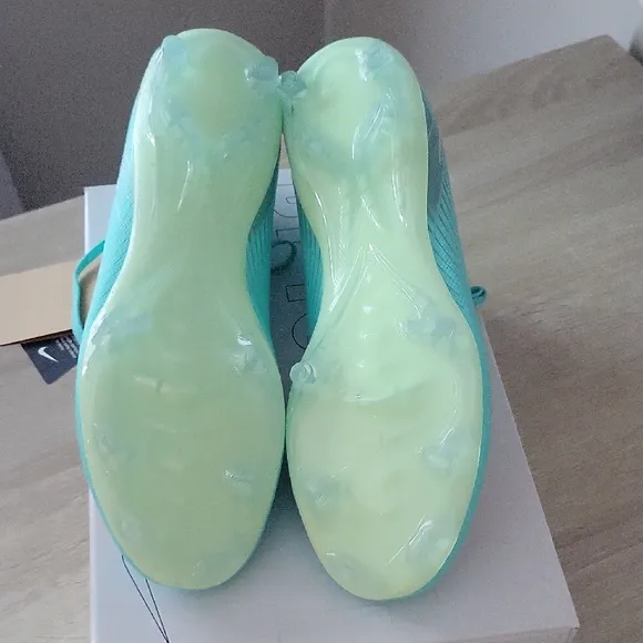 Nike Mercurial Superfly 10 Academy Soccer Cleats in Teal and Pink