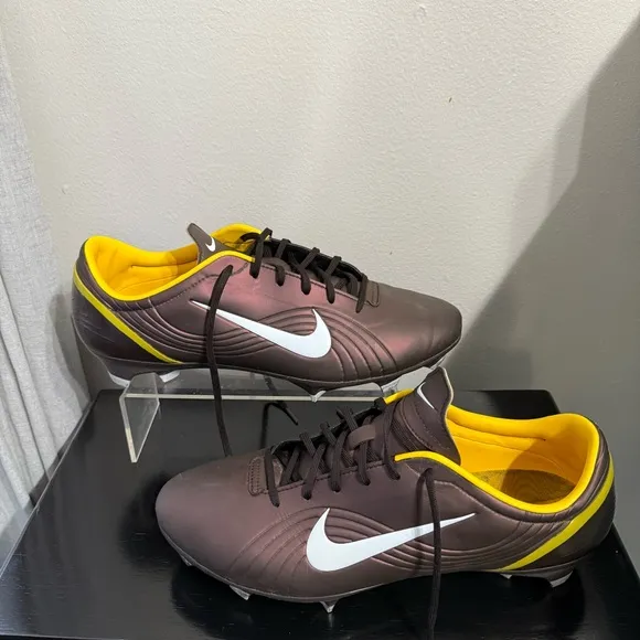 Nike Mercurial Vapor 1 RGN Elite Limited Edition U.S. Size 11.5 Dark Cinder/maze