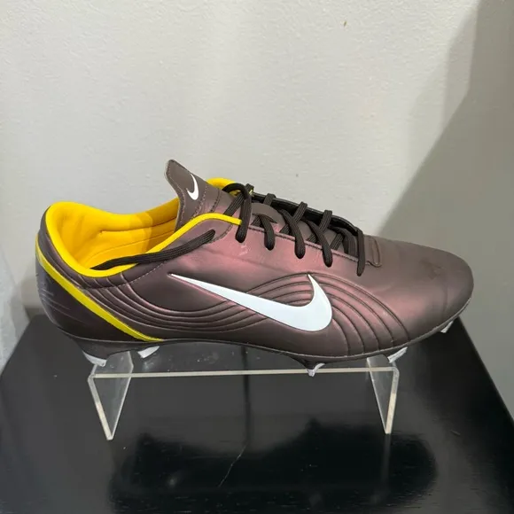 Nike Mercurial Vapor 1 RGN Elite Limited Edition U.S. Size 11.5 Dark Cinder/maze