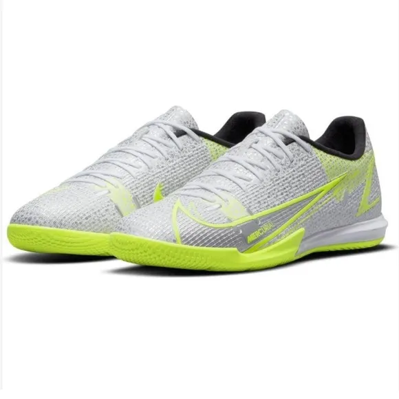 Nike Mercurial Vapor 14 Academy Indoor Soccer Shoes 7.5