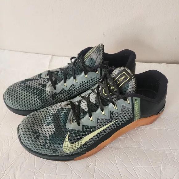 Nike Metcon 6 Training Shoes Mens Size 15 Green Camo Black Gum Gym Athletic