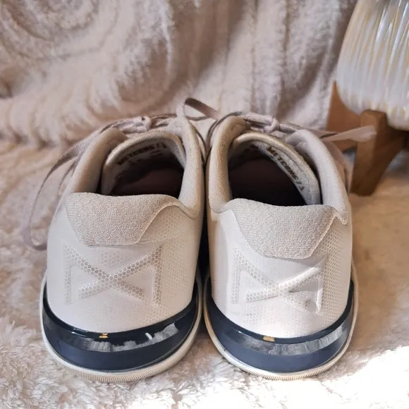 Nike Metcon 6 Women's AT3160-170 Cream And Black Running Shoes Trainers Size 8.5