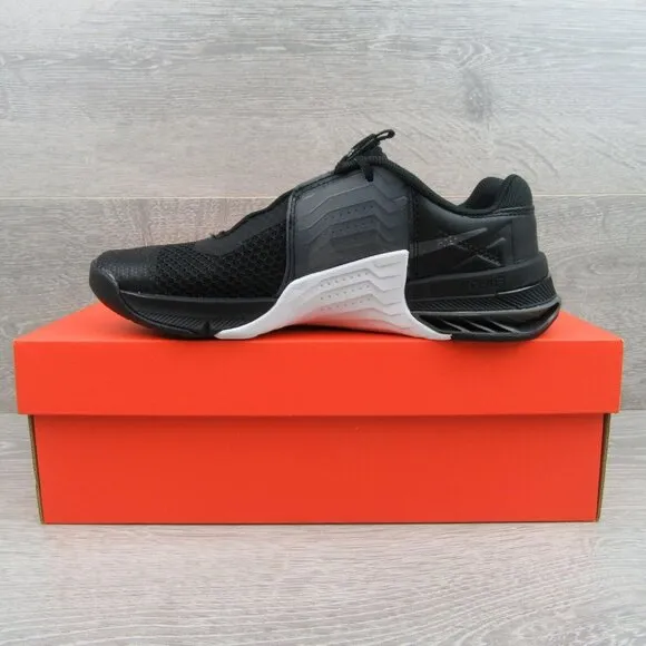 Nike Metcon 7 Gym Training Shoes Womens Size 9 Black White NEW