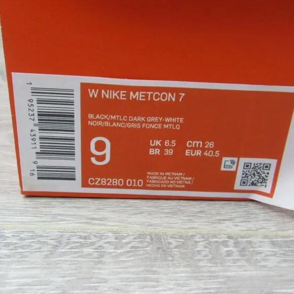 Nike Metcon 7 Gym Training Shoes Womens Size 9 Black White NEW