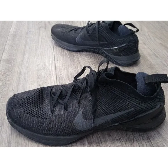 Nike Metcon Men's 10.5 DSX FlyKnit 2 Black Hyper Crimson Shoes Weight Training