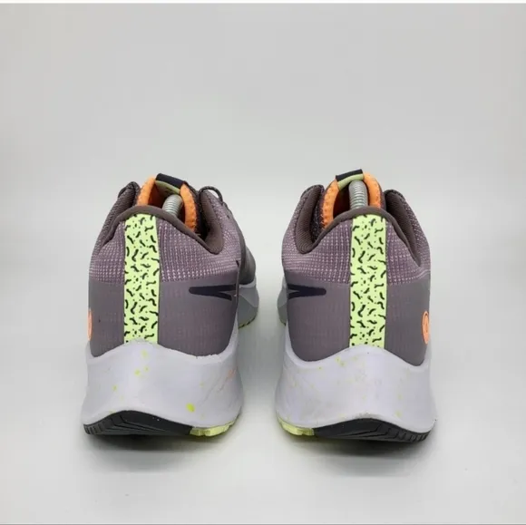 Nike Pegasus 38 Shield Women's Weatherized Road Running Shoes Size 10