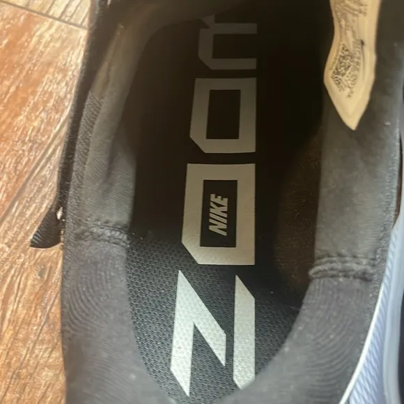 Nike Pegasus FlyEaseMen's Easy On/Off Road Running Shoes. Like new worn once.