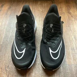 Nike Pegasus FlyEaseMen's Easy On/Off Road Running Shoes. Like new worn once.