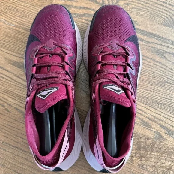 Nike Pegasus Trail 2 Hiking Off Road Shoes Women’s size 10.5