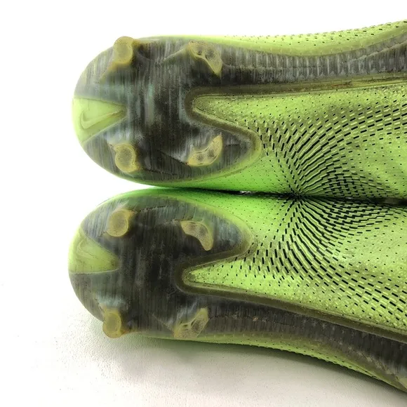 Nike Phantom GT Elite DF FG Soccer Cleats 9.5