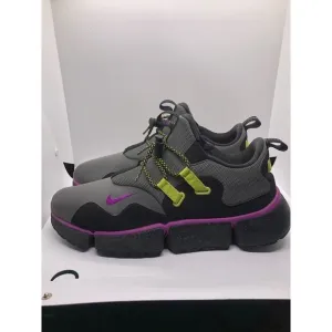 Nike Pocketknife DM SU‎ River Rock Biolet Black Size 11.5 AH9709-001 EUC