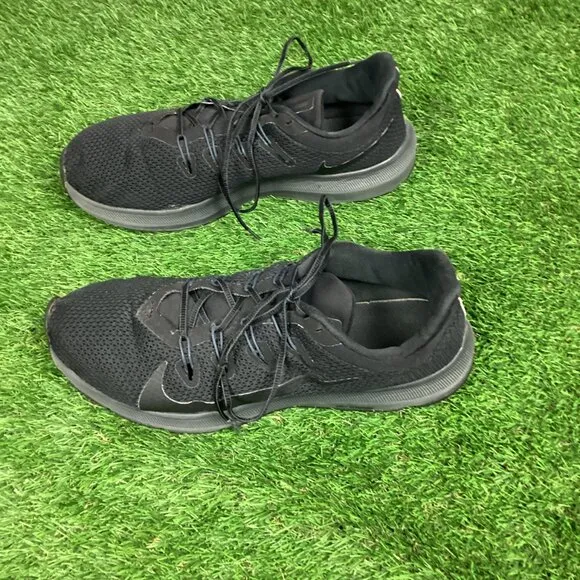 Nike Quest Running Road shoes Black 11.5