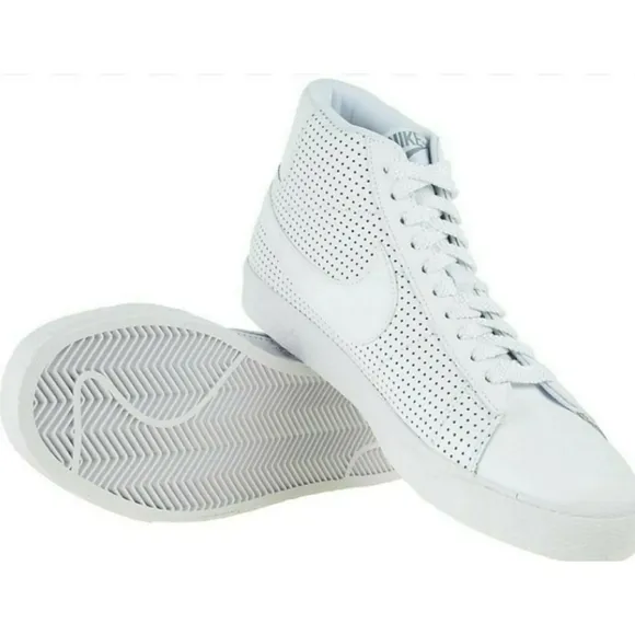 NIKE // rare mismatch 9/9.5 blazer perforated mid top sneaker