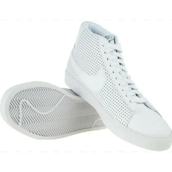 NIKE // rare mismatch 9/9.5 blazer perforated mid top sneaker