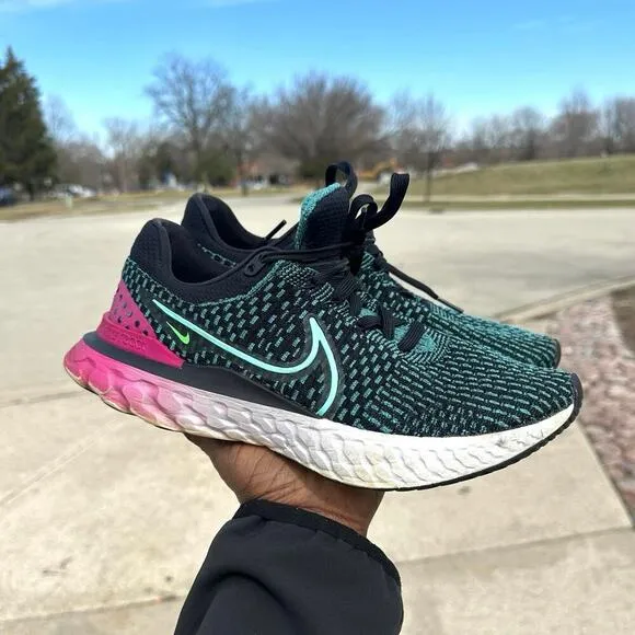 Nike React Infinity Run Flyknit 3 Women's Road Running Athletic Shoes Size 10.5