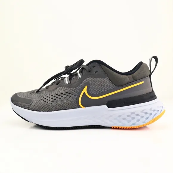 NIKE REACT MILER 2 (CW7121 - 200) ,Men's ROAD RUNNING Shoes Size 8