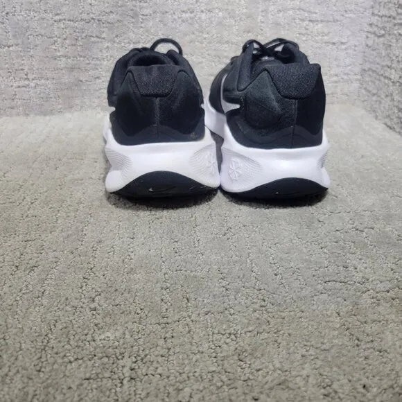 Nike Revolution 7 Men's Size US 11.5 Wide Black White Road Running Sneaker Shoes