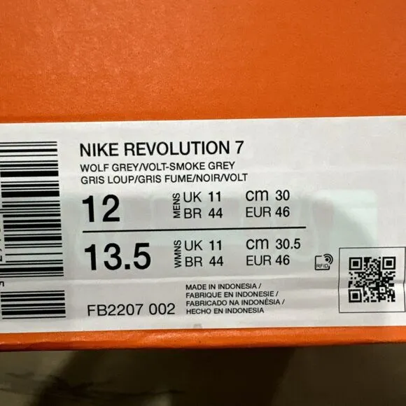 Nike Revolution 7 Wolf Gray/Volt Running Shoes Men’s Sz 12 (FB2207-002)
