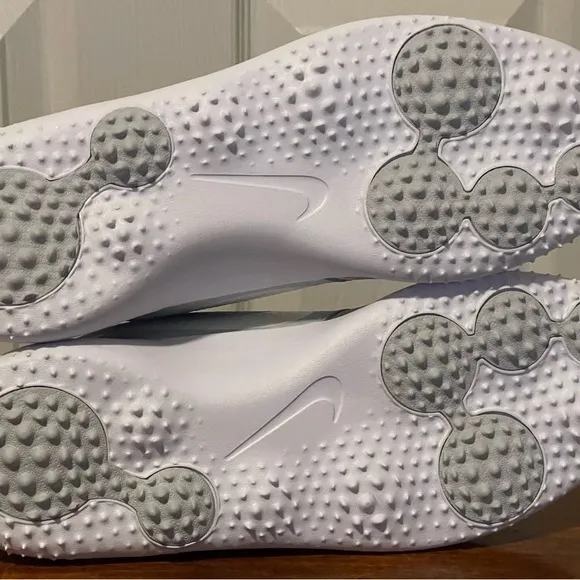 Nike Roshe G Tour Golf Cleats Shoes White Gray CD6066-002 Womens Size 9.5 NEW