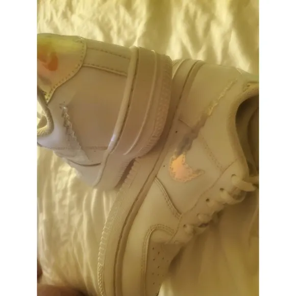 Nike Sneakers Voor Jongens tennis shoes Holographic Size 2.5y