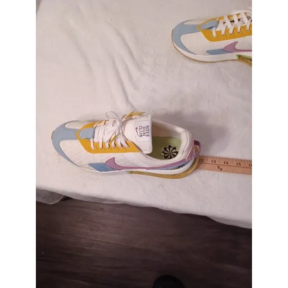 NIKE SUN CLUB Women's tennis shoes
