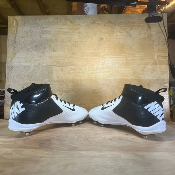 Nike SuperBad Strike Mens Size 13 Football Cleats Shoes  Black White 510951-001