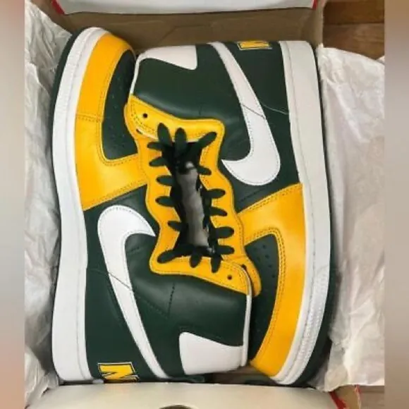 Nike Terminator High top  green and yellow size men’s 11.5 weekend price…