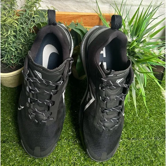 Nike TERRA Kiger 9Men's Trail-Running Shoes size 14 Blk/Gry/Slvr