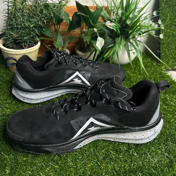 Nike TERRA Kiger 9Men's Trail-Running Shoes size 14 Blk/Gry/Slvr