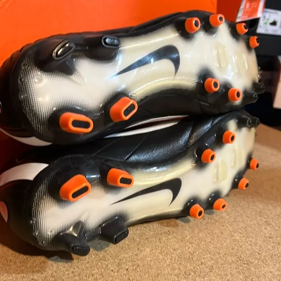 Nike Tiempo Legend IV FG soccer cleats football shoes 454316 018 new Mens Size 7