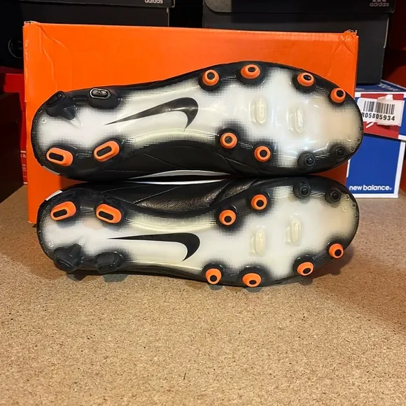 Nike Tiempo Legend IV FG soccer cleats football shoes 454316 018 new Mens Size 7