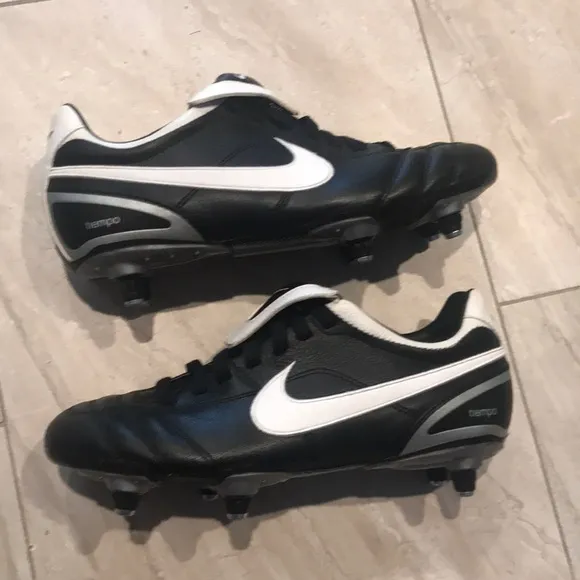 Nike Tiempo mystic II SC Black White shoes