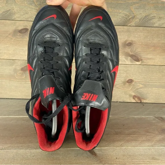 nike tiempo park FG mens size 12 soccer cleats black leather athletic shoes