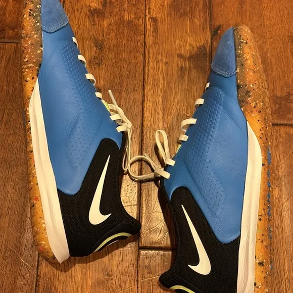 Nike Tiempo React Legend 9 Club IC Indoor Soccer  Mens Size 9 Shoes