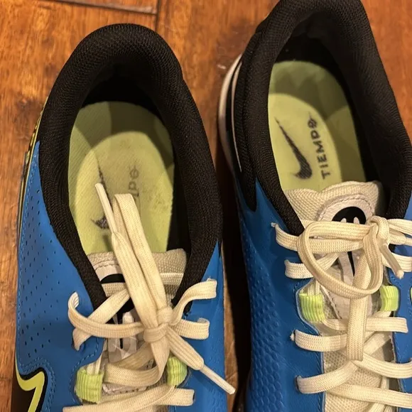 Nike Tiempo React Legend 9 Club IC Indoor Soccer  Mens Size 9 Shoes