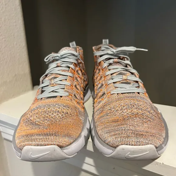Nike Train Ultrafast Flyknit Mens Size 11 Orange Training Shoes Sneakers