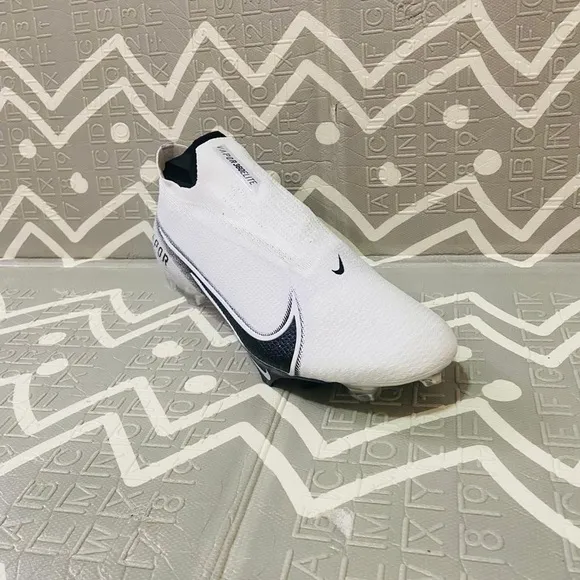 Nike Vapor Edge 360 Elite Flyknit football shoes