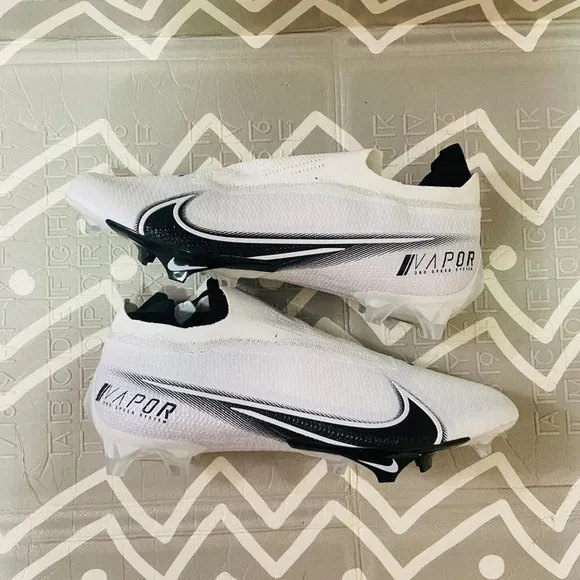 Nike Vapor Edge 360 Elite Flyknit football shoes
