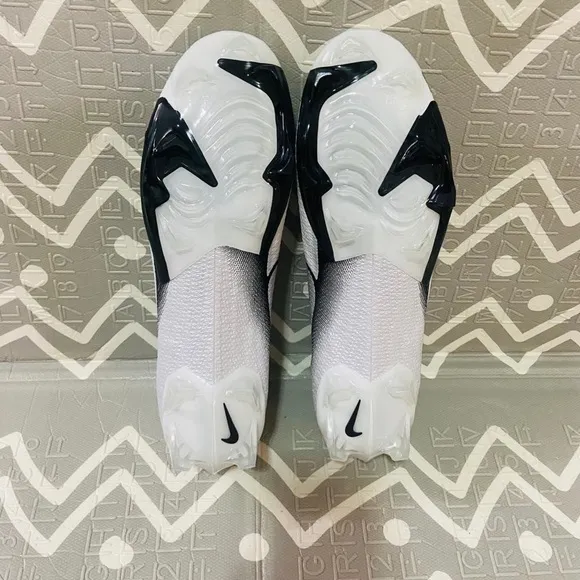 Nike Vapor Edge 360 Elite Flyknit football shoes