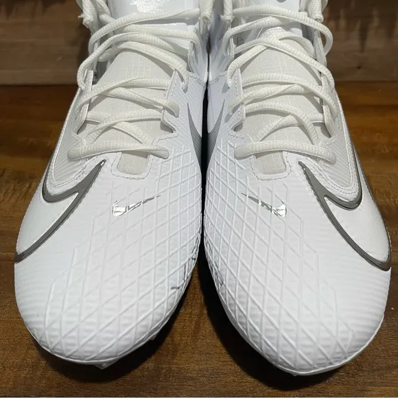 Nike Vapor Edge Elite 360 2 Football Cleats White DA5457-100 Men’s Size 11 NEW