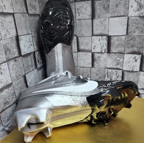 Nike Vapor Edge Élite 360  2 Football Cleats Men's Size 13 Grey Silver