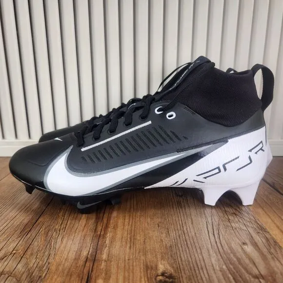 Nike Vapor Edge Pro 360 2 Mens Size 9 Black White Football Cleats DA5456-001