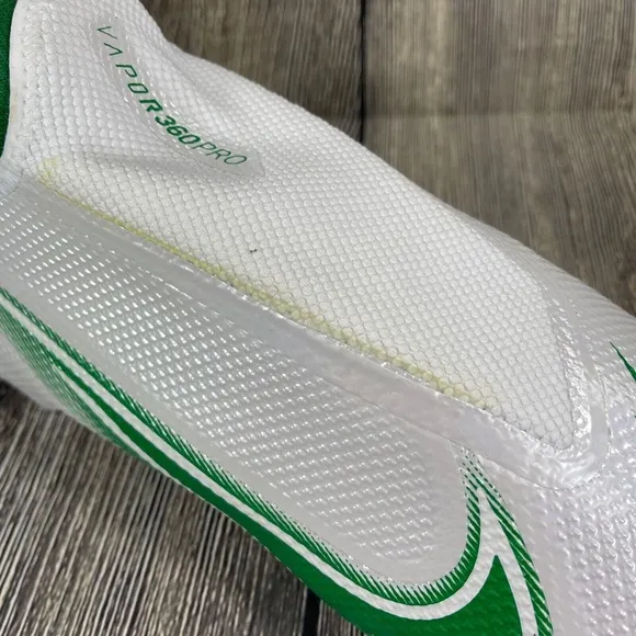 Nike Vapor Edge Pro 360 Football Cleats White Green AO8277-105 Men’s Size 16