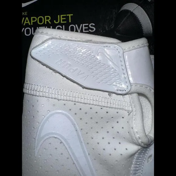 Nike Vapor Jet 6.0 Youth Football Triple White Gloves
