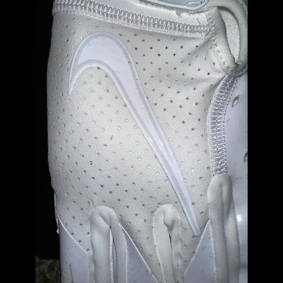 Nike Vapor Jet 6.0 Youth Football Triple White Gloves