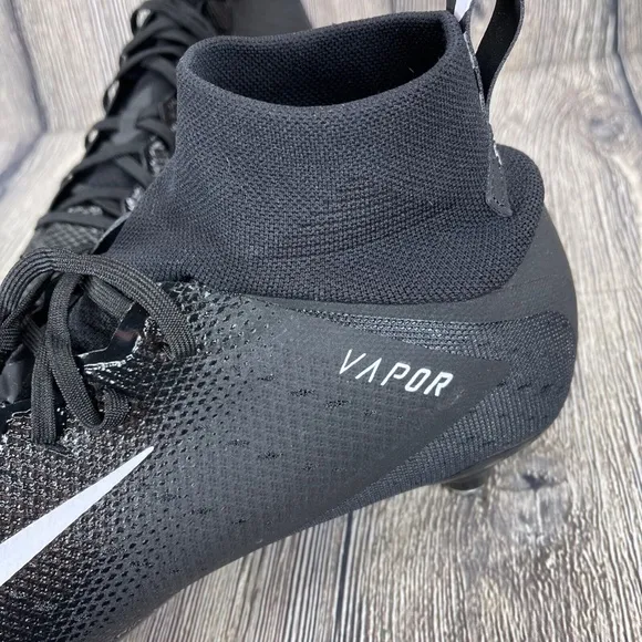Nike Vapor Untouchable Pro 3 D Detachable Stud Football Black/White AO3022-010