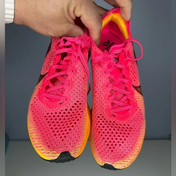 Nike Vaporfly 3 Women's Road Racing Shoes size 7 Pink/ orange Carbon Plated