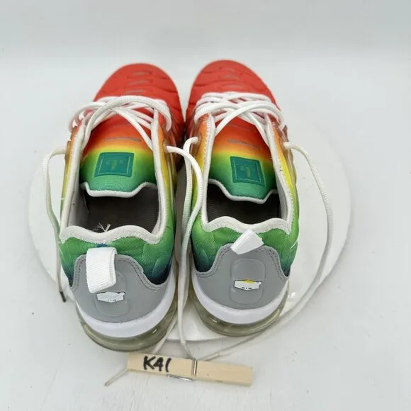 Nike Vapormax Plus  Men Size 10 924453-103 Retuned Air Rainbow Training Shoes